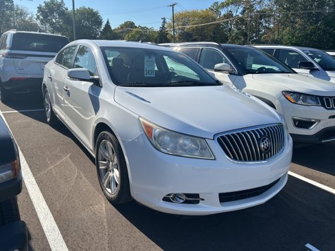 Used 2013 Buick LaCrosse Leather image 3