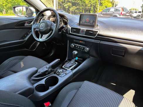 Used 2015 MAZDA MAZDA3 i Touring w/ Technology Package image 14