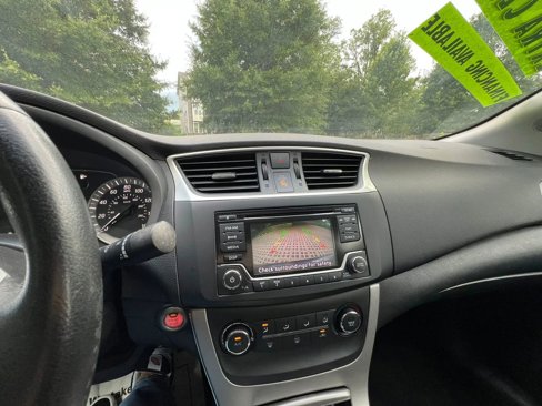 Used 2015 Nissan Sentra SV image 16