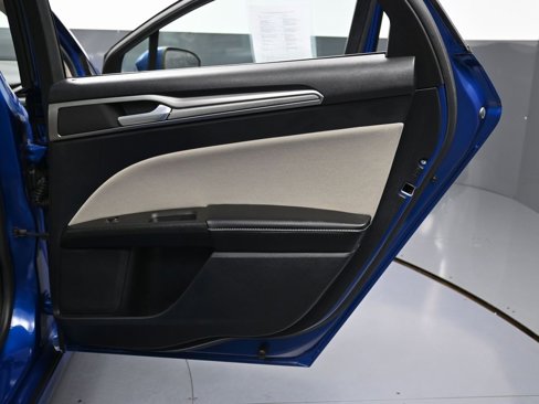 Used 2018 Ford Fusion S image 35
