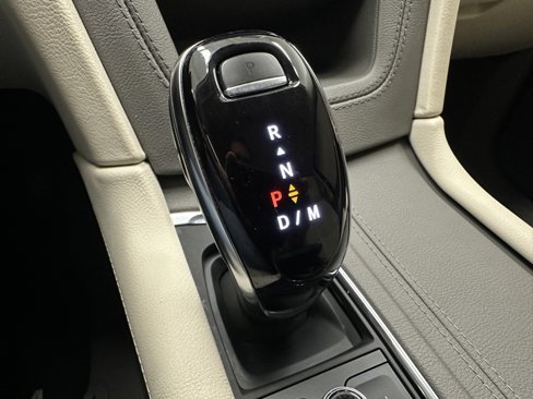 Used 2023 Cadillac XT6 Premium Luxury image 33