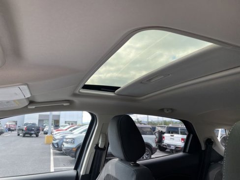 Certified 2021 Ford EcoSport SE w/ SE Convenience Package image 16