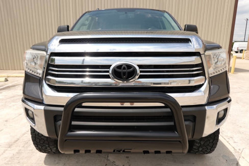 Used 2017 Toyota Tundra SR5 w/ SR5 Upgrade Package image 3