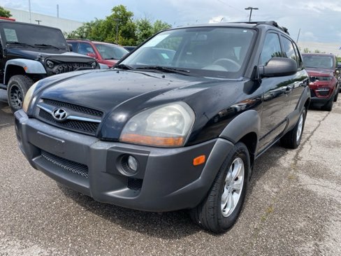 Used 2009 Hyundai Tucson SE image 3