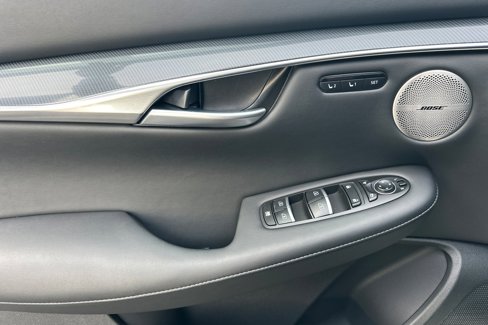 New 2025 INFINITI QX50 Sport image 10