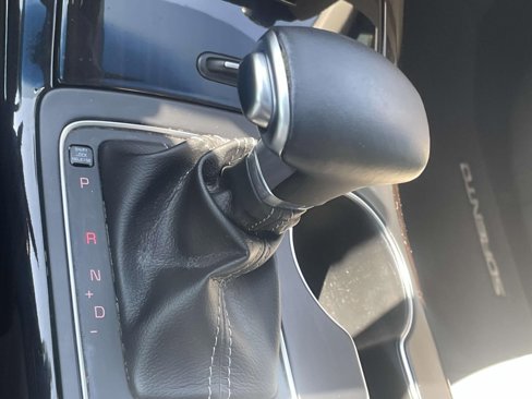 Used 2019 Kia Sorento EX w/ EX Touring Package image 21