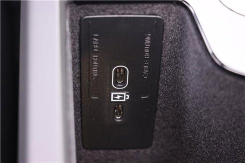 Used 2024 Volvo S60 B5 Plus w/ Protection Package Premier image 11