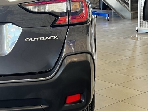 Certified 2025 Subaru Outback Premium image 4