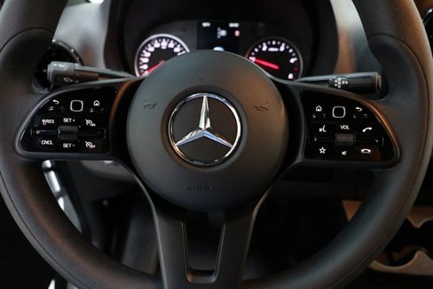 Used 2024 Mercedes-Benz Sprinter 2500 image 70