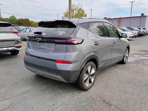 Used 2023 Chevrolet Bolt EUV LT w/ Convenience Package image 3