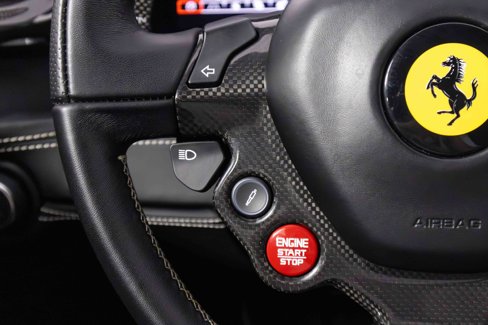 Used 2018 Ferrari 488 Spider image 25