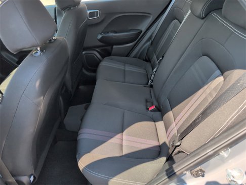 Used 2021 Hyundai Venue SEL image 28
