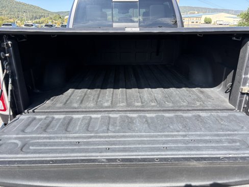Used 2016 RAM 1500 Laramie w/ Convenience Group image 6