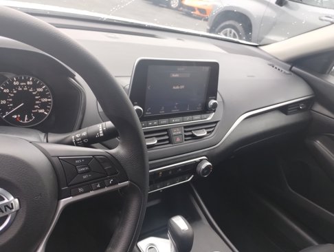 Used 2022 Nissan Altima 2.5 SV image 13