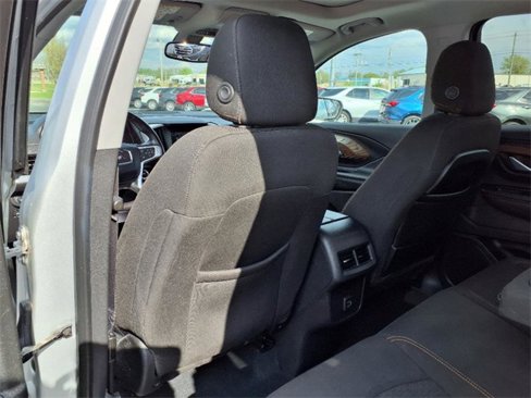 Used 2019 GMC Terrain SLE w/ Driver Convenience Package image 30