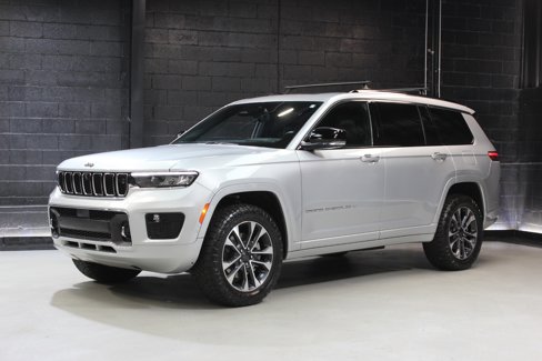 Used 2021 Jeep Grand Cherokee L Overland w/ Advanced Protech Group III image 4