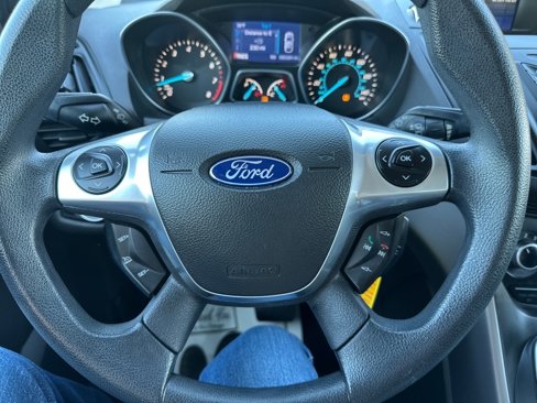 Used 2014 Ford Escape SE image 21
