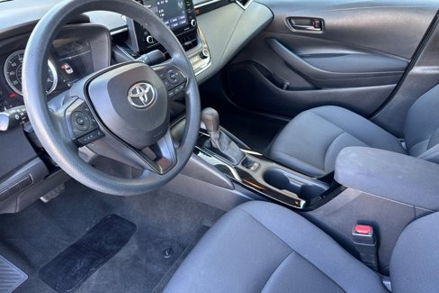 Used 2022 Toyota Corolla LE image 10
