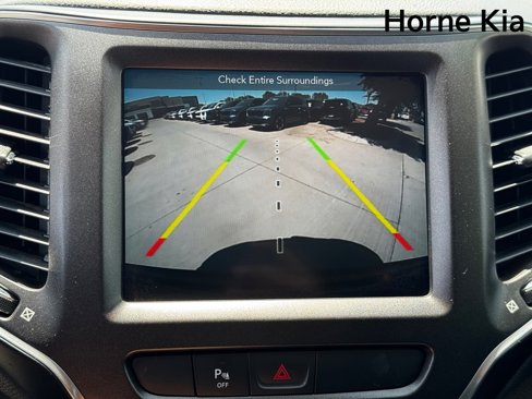 Used 2019 Jeep Cherokee Trailhawk w/ Comfort/Convenience Group image 21