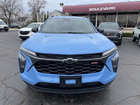 Used 2024 Chevrolet Trax RS image 9