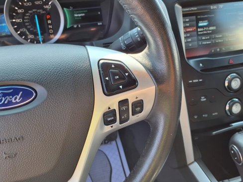 Used 2015 Ford Explorer XLT w/ Equipment Group 202B image 16