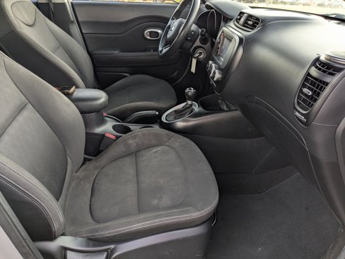Used 2018 Kia Soul image 26