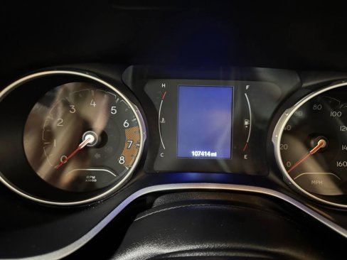 Used 2018 Jeep Compass Latitude w/ Cold Weather Group image 59