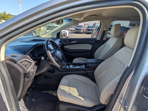 Certified 2020 Ford Edge SE image 14