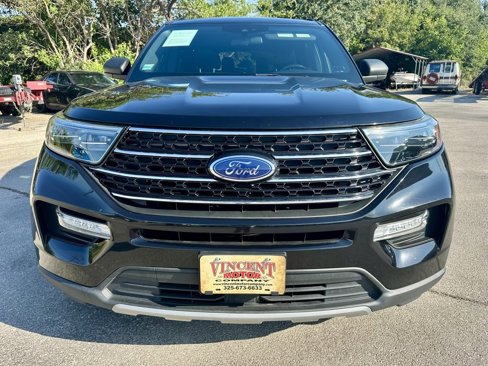 Used 2020 Ford Explorer XLT w/ Equipment Group 202A image 8
