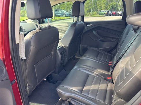 Used 2017 Ford Escape Titanium image 12