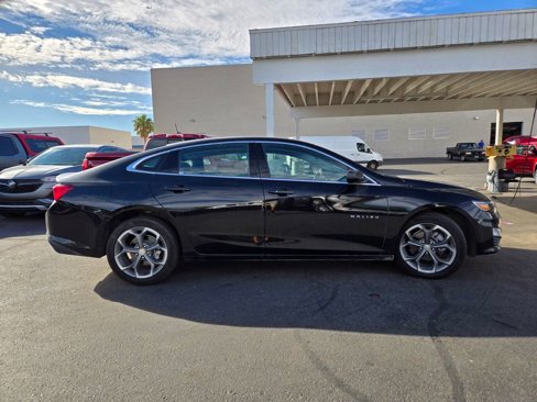 Used 2024 Chevrolet Malibu LT image 2