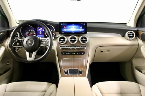 Certified 2022 Mercedes-Benz GLC 300 4MATIC image 3