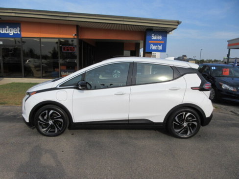 Used 2023 Chevrolet Bolt LT w/ Infotainment Package image 2