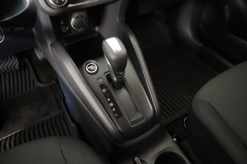 Used 2024 Nissan Kicks S image 7