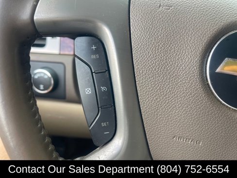 Used 2013 Chevrolet Avalanche LT w/ All-Star Edition image 16