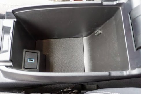 Used 2020 Ford Escape SE image 32
