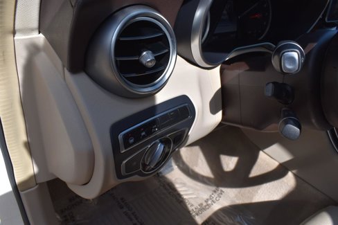 Used 2015 Mercedes-Benz C 300 4MATIC Sedan w/ Driver Assistance Package image 27