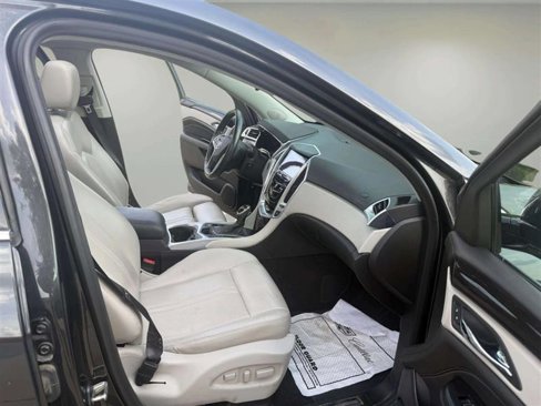 Used 2015 Cadillac SRX Luxury image 21