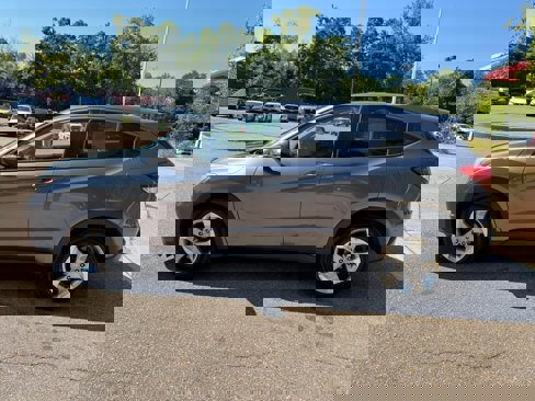 Used 2017 Honda HR-V EX image 4