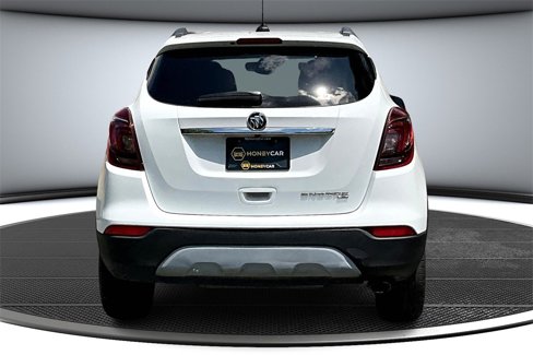 Used 2021 Buick Encore Preferred w/ Safety Package image 5