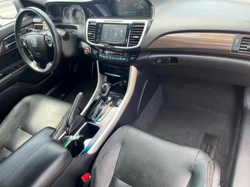 Used 2017 Honda Accord EX-L image 18