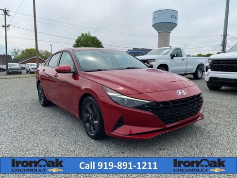 Used 2022 Hyundai Elantra SEL w/ Cargo Package image 1