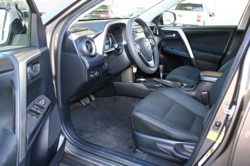 Used 2015 Toyota RAV4 XLE image 13