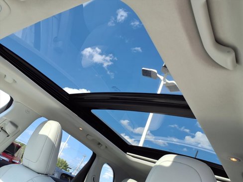 Used 2019 Jeep Cherokee Limited image 6