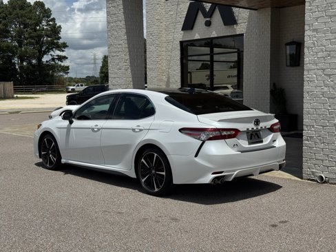 Used 2019 Toyota Camry XSE image 10