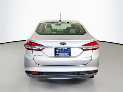 Used 2018 Ford Fusion S image 6
