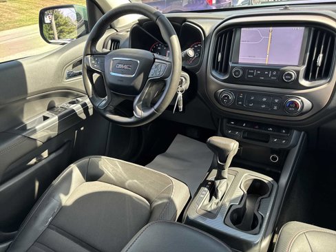 Used 2015 GMC Canyon SLE image 24