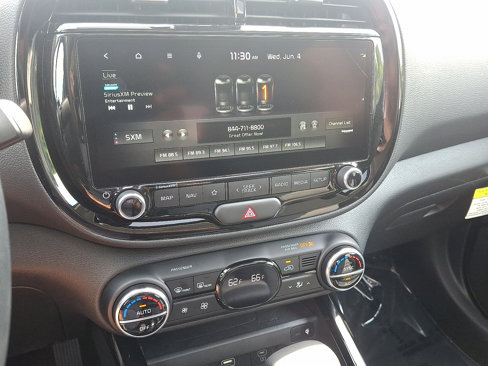 Used 2023 Kia Soul EX image 23
