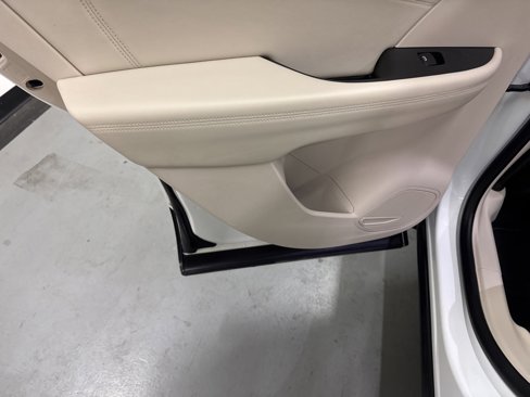 Used 2021 Buick Envision Essence image 51