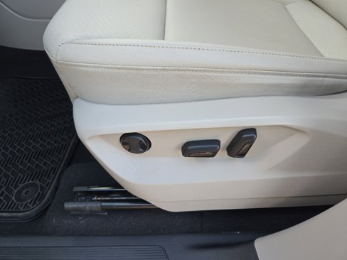 Used 2019 Volkswagen Atlas SE image 23